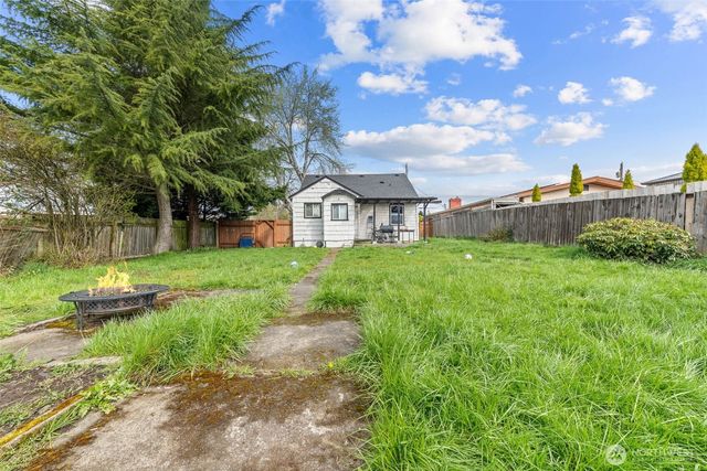 1782 S 44th Street, Tacoma, WA 98418