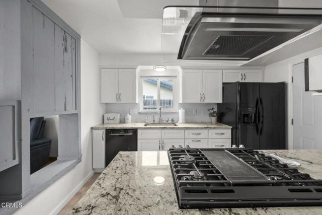 1906 Almanor Street, Oxnard, CA 93036