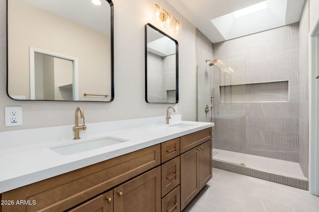 4125 E CORTEZ Street, Phoenix, AZ 85028