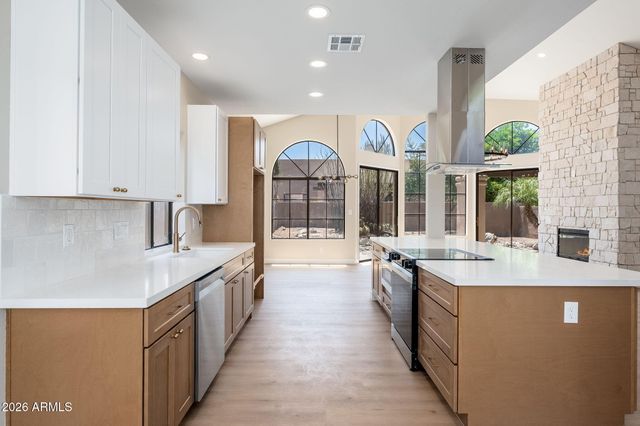 4125 E CORTEZ Street, Phoenix, AZ 85028
