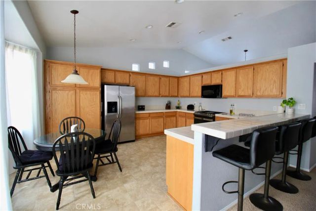 21243 Nisqually, Apple Valley, CA 92308