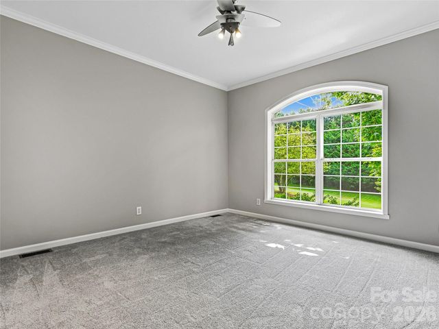 1082 S Main Street, Mars Hill, NC 28754
