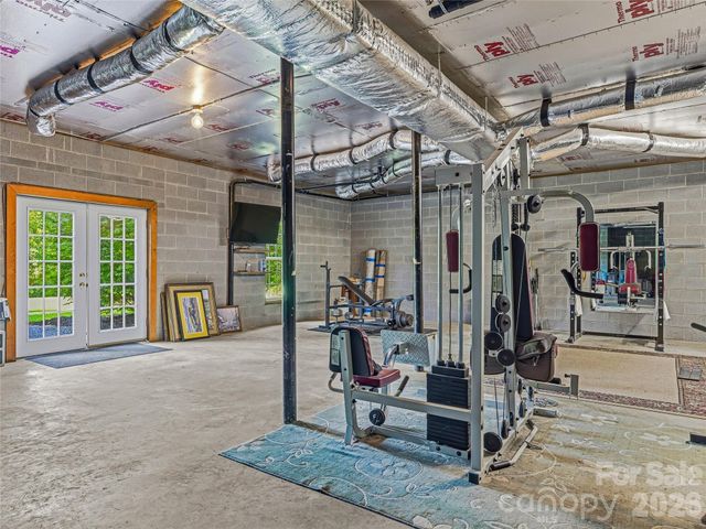 1082 S Main Street, Mars Hill, NC 28754