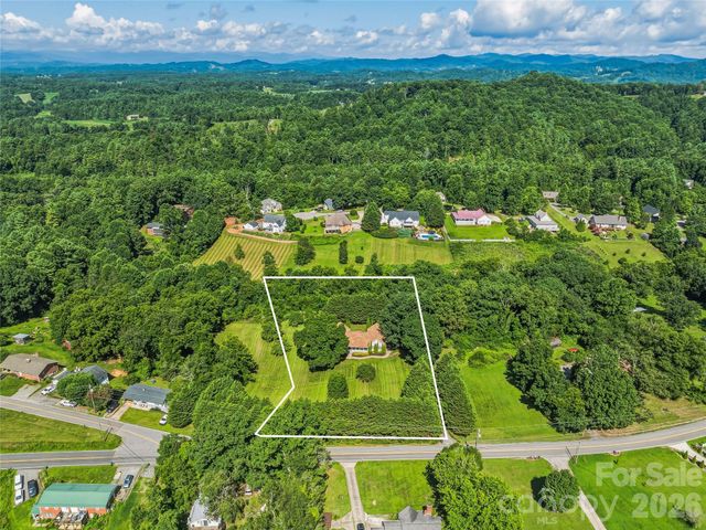 1082 S Main Street, Mars Hill, NC 28754