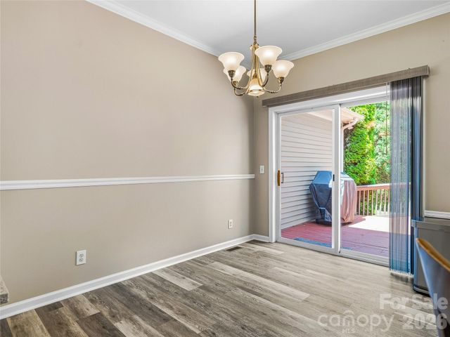 1082 S Main Street, Mars Hill, NC 28754