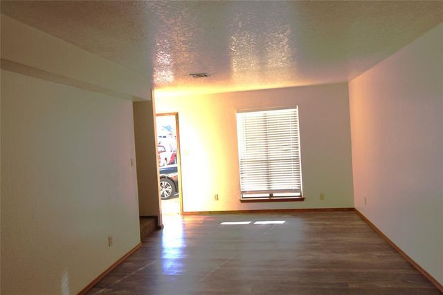 1901 Lindsey Street 40, Norman, OK 73071