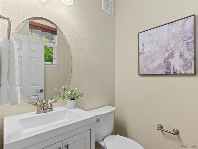 8345 E 22nd Avenue, Denver, CO 80238