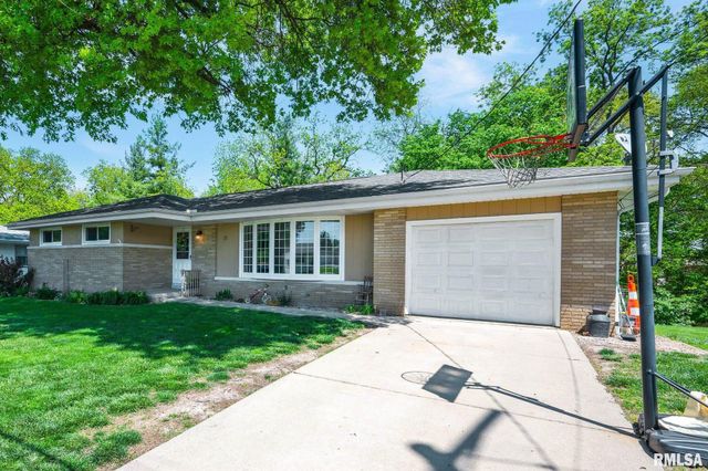 11 WAIBEL Road, Bartonville, IL 61607