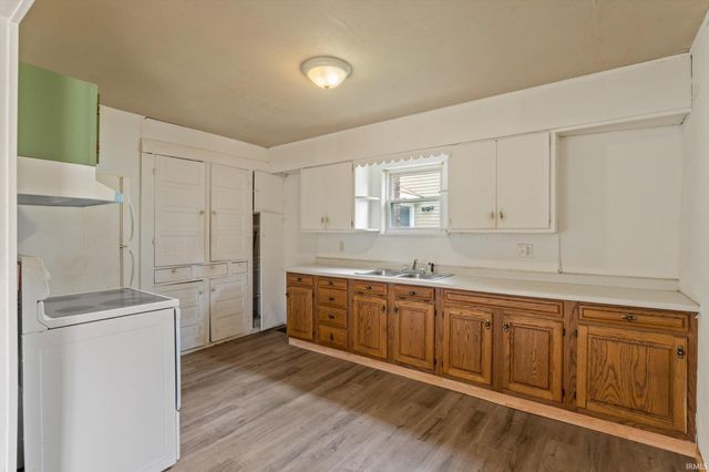 131 E Marion Street, Mishawaka, IN 46545