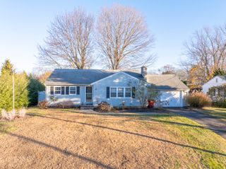 186 Gwen Road, Southington, CT 06489
