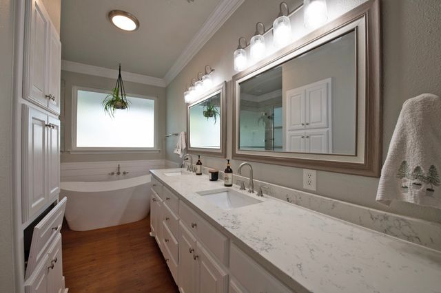 405 Chippendale Drive, Heath, TX 75032