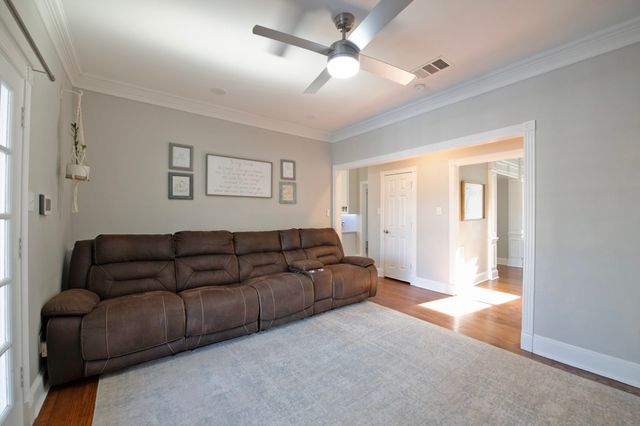 405 Chippendale Drive, Heath, TX 75032