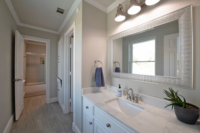 405 Chippendale Drive, Heath, TX 75032