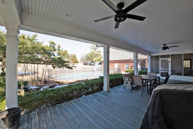 405 Chippendale Drive, Heath, TX 75032