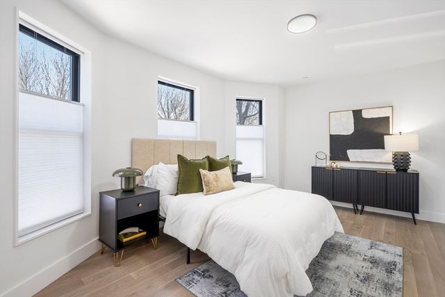 7 Wordsworth 1, Boston, MA 02128