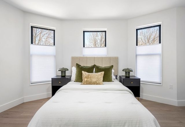 7 Wordsworth 1, Boston, MA 02128