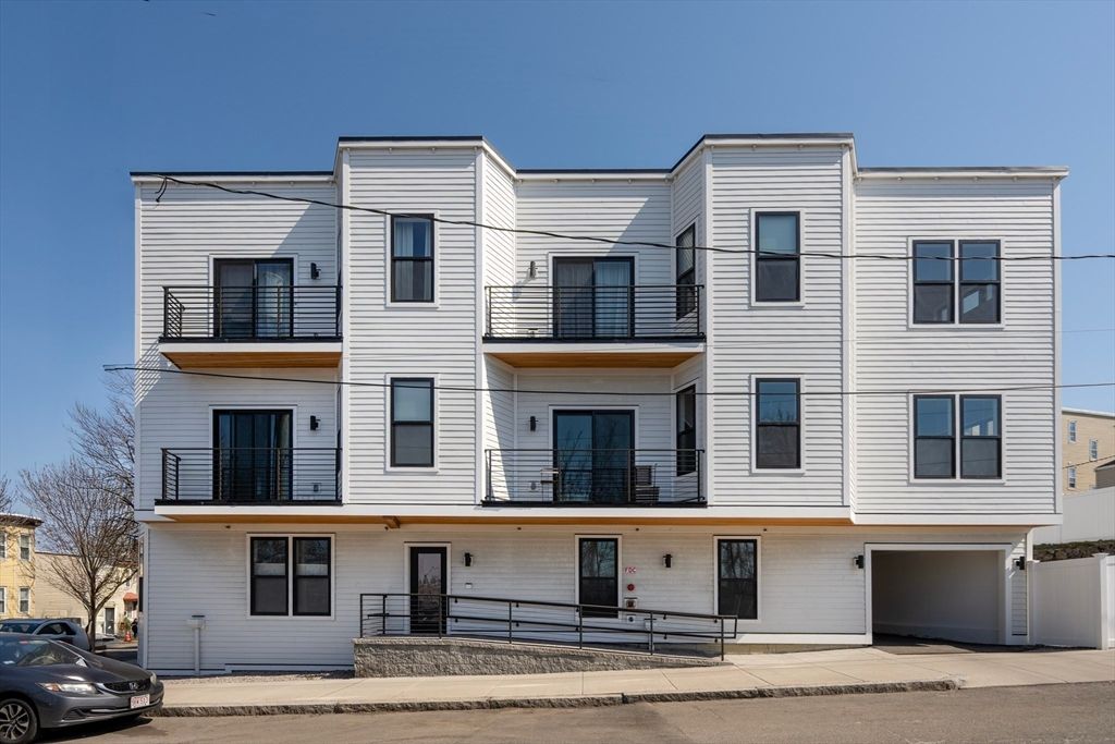 7 Wordsworth 1, Boston, MA 02128