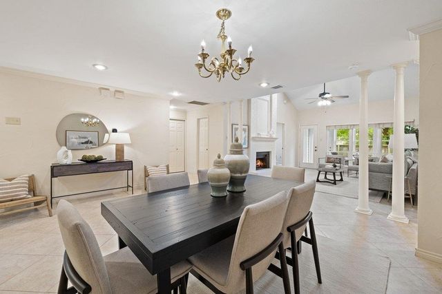 3815 Williamsburg CIR, Austin, TX 78731