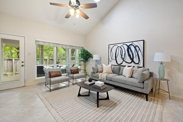 3815 Williamsburg CIR, Austin, TX 78731