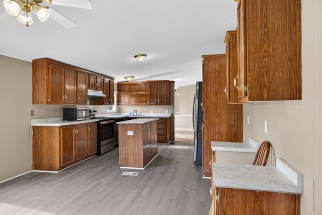 716 Canaan Rd, Columbia, TN 38401