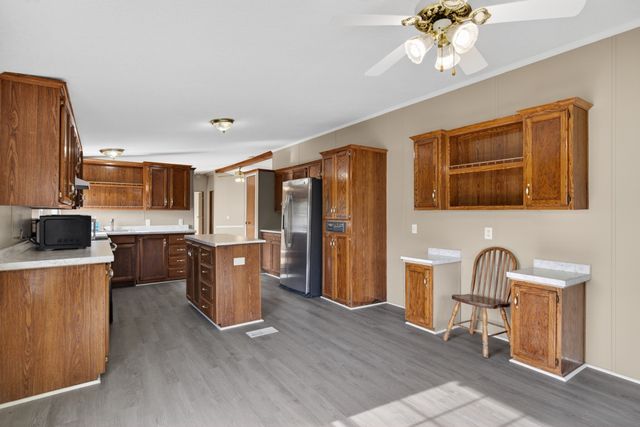 716 Canaan Rd, Columbia, TN 38401