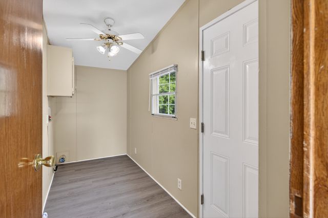 716 Canaan Rd, Columbia, TN 38401