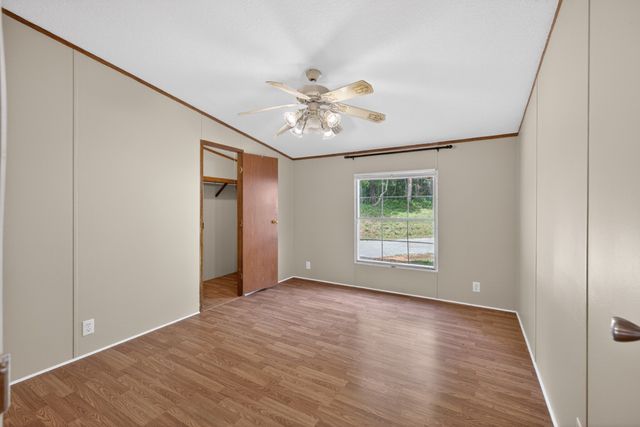 716 Canaan Rd, Columbia, TN 38401