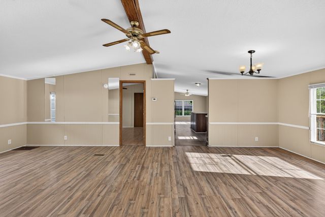 716 Canaan Rd, Columbia, TN 38401