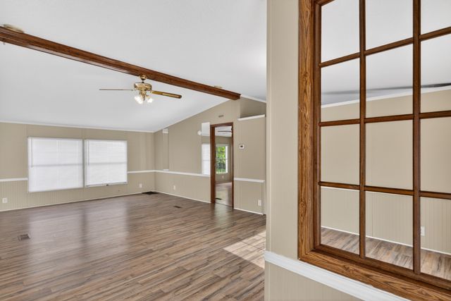 716 Canaan Rd, Columbia, TN 38401