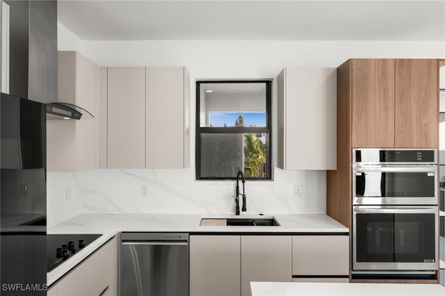 2827 NW 13th ST, Cape Coral, FL 33993