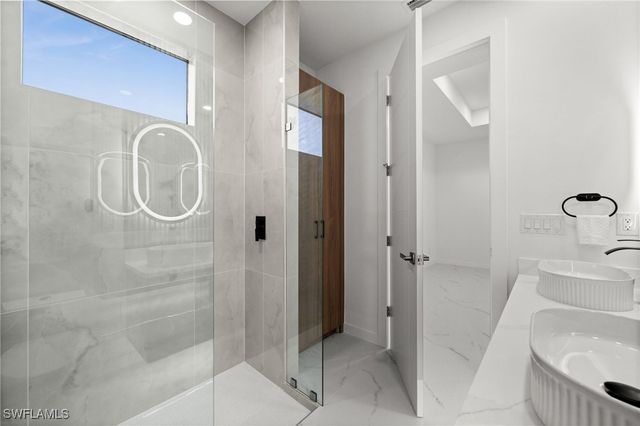 2827 NW 13th ST, Cape Coral, FL 33993