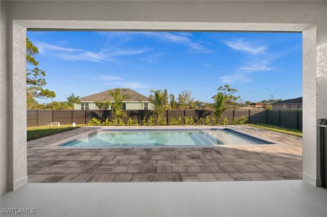 2827 NW 13th ST, Cape Coral, FL 33993