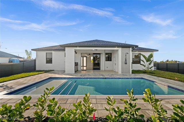 2827 NW 13th ST, Cape Coral, FL 33993