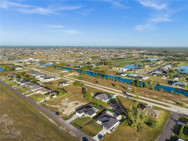 2827 NW 13th ST, Cape Coral, FL 33993