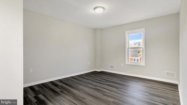 800 HIGH ST, Burlington, NJ 08016