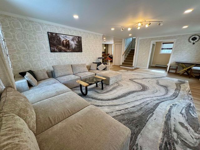 8 Labrecque Street, Lincoln, NH 03251