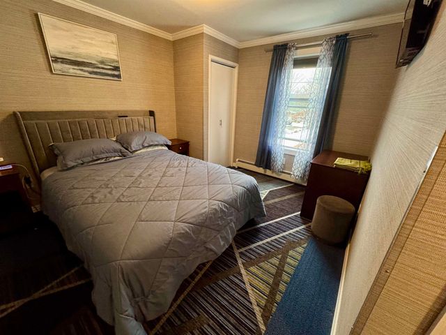 8 Labrecque Street, Lincoln, NH 03251