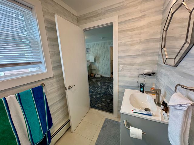 8 Labrecque Street, Lincoln, NH 03251