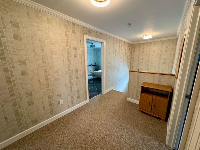 8 Labrecque Street, Lincoln, NH 03251