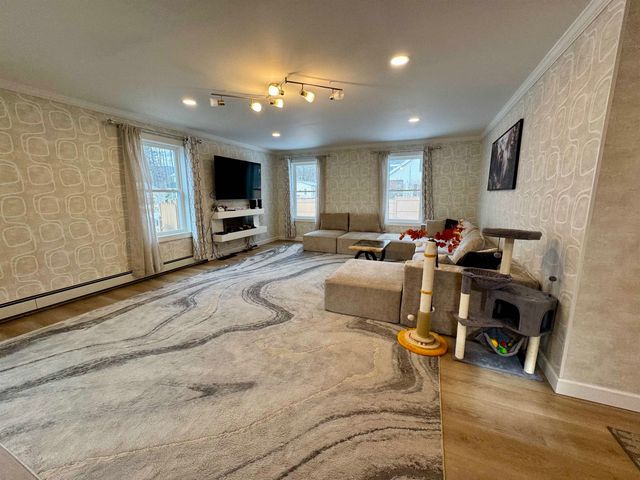 8 Labrecque Street, Lincoln, NH 03251