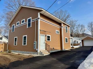 8 Labrecque Street, Lincoln, NH 03251