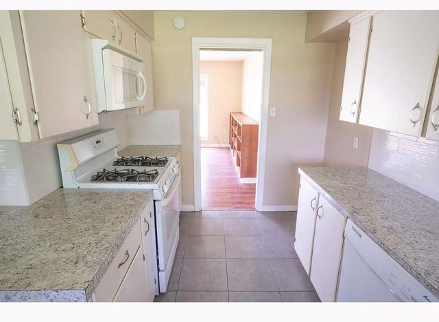 117 Lazy Lane, Lake Jackson, TX 77566
