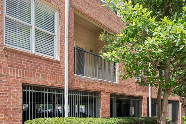 116 31st Ave N Apt 104, Nashville, TN 37203