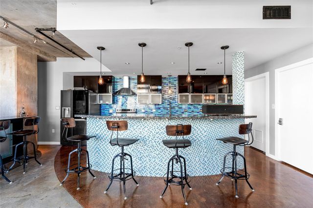 2000 Bagby St Street 13430, Houston, TX 77002