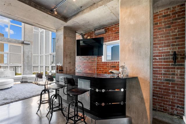 2000 Bagby St Street 13430, Houston, TX 77002