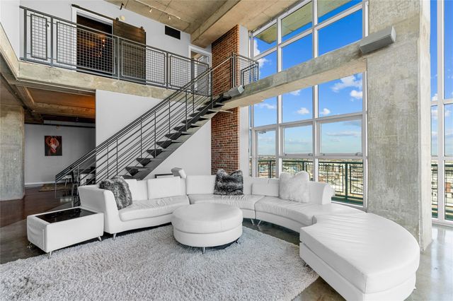 2000 Bagby St Street 13430, Houston, TX 77002