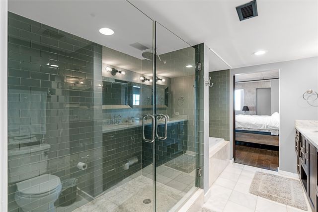 2000 Bagby St Street 13430, Houston, TX 77002