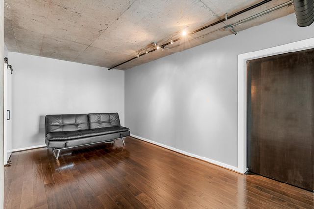 2000 Bagby St Street 13430, Houston, TX 77002