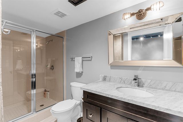 2000 Bagby St Street 13430, Houston, TX 77002