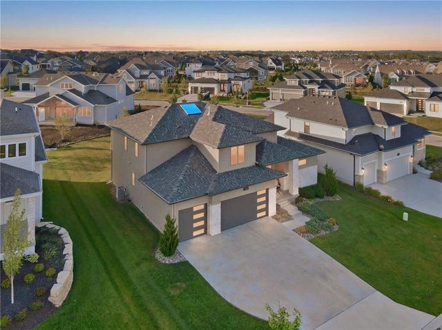 12406 W 170th Terrace, Overland Park, KS 66221